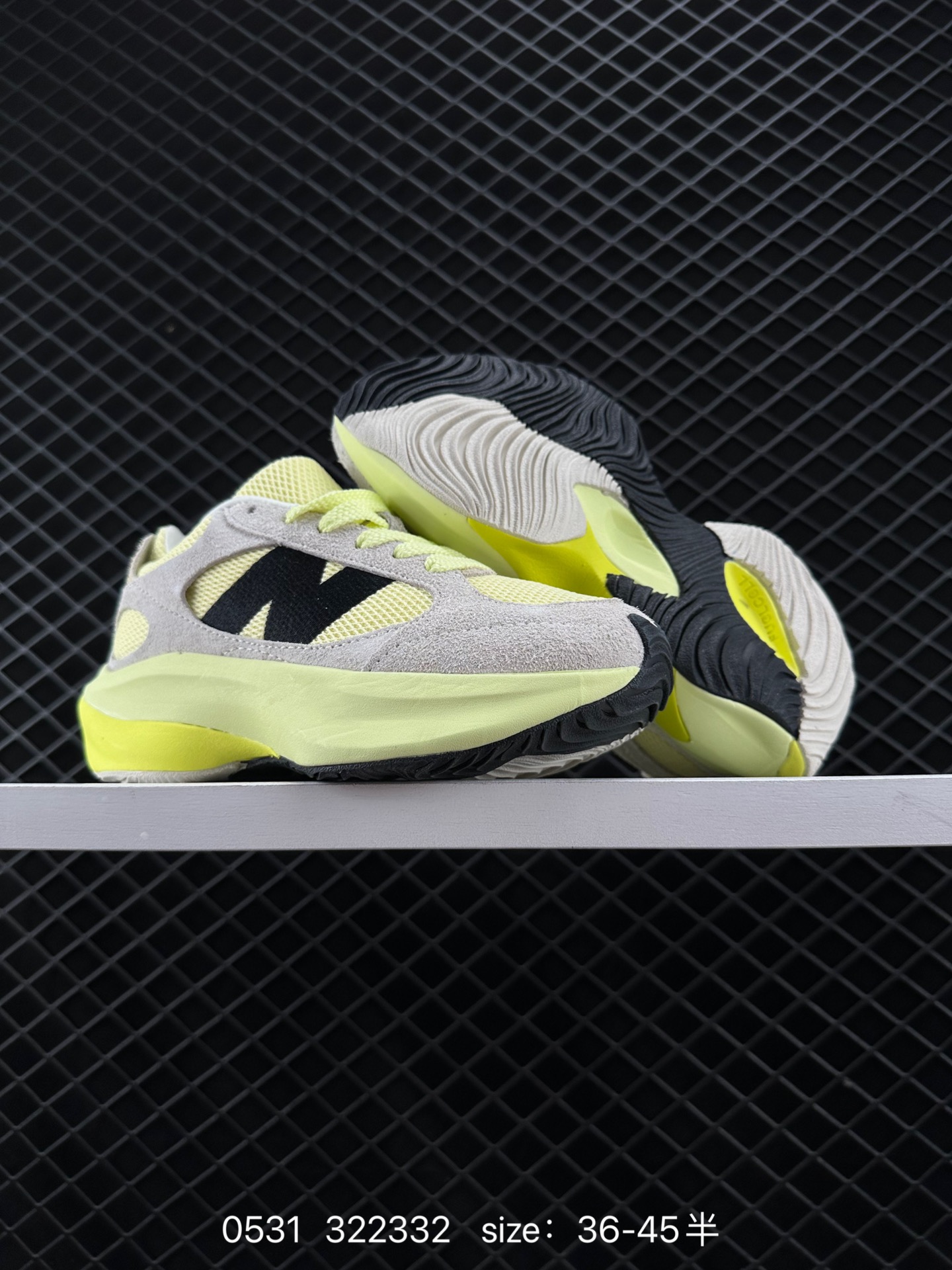 New Balance Warped Runner UWRPOMOB